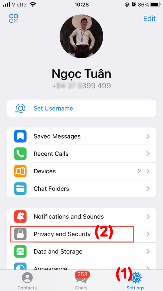 Chọn mục Privacy and Security